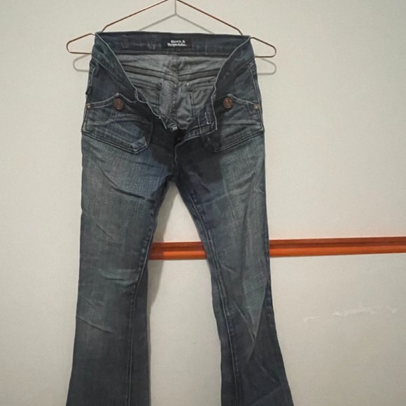 Y2K Rock and Republic Flares with Western Details (Size 25, Blue Denim) - Picture 7 of 8